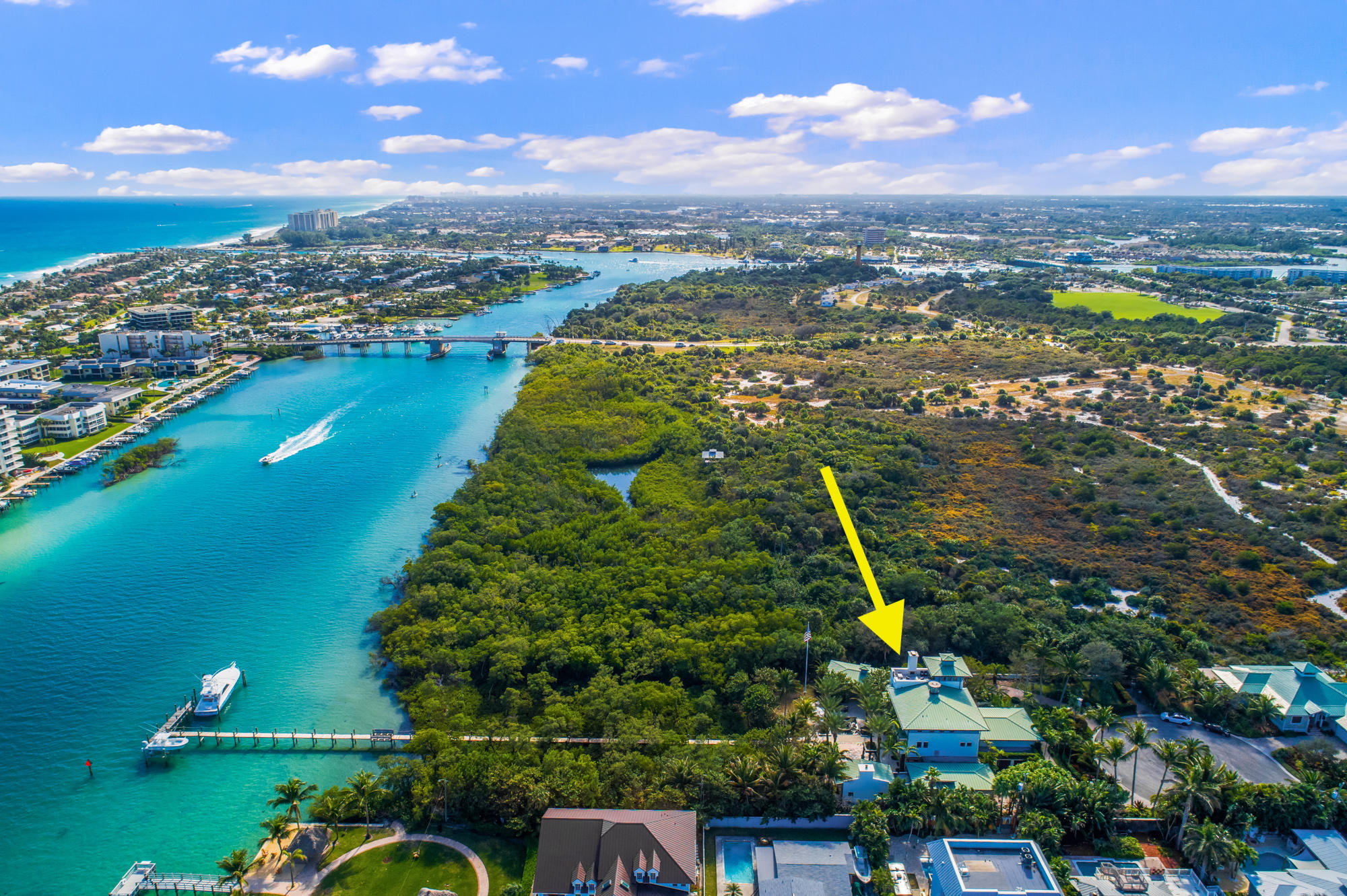 48 Coconut Lane Tequesta, FL 33469 - Photo 5 of 30 48 Coconut Ln, Tequesta, FL 33469 (14)