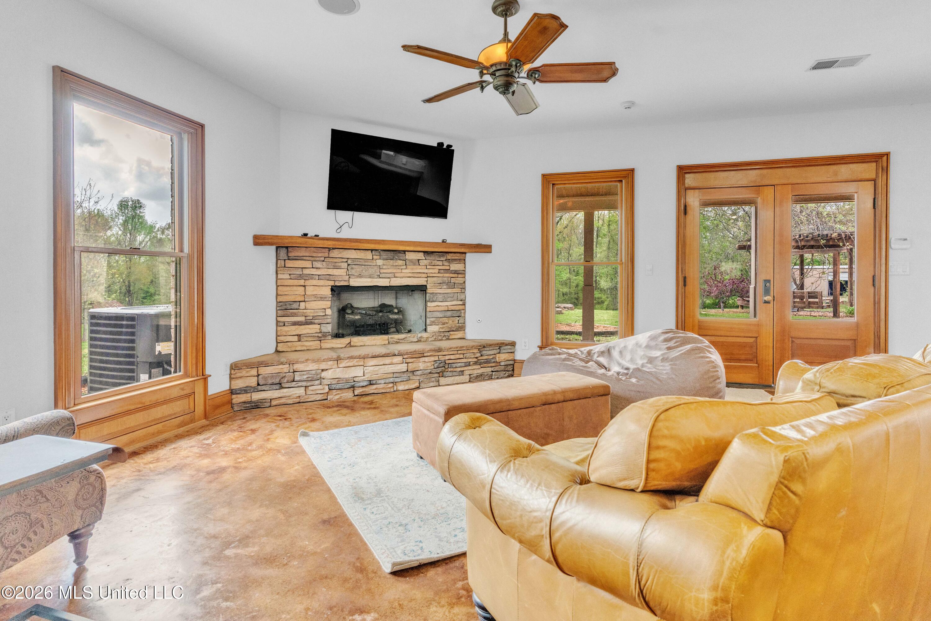 3555 Fogg Road South Hernando, MS 38632 - Photo 14 of 50 A1_00506