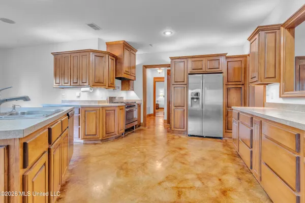 $960,000 | 3555 Fogg Road South, Hernando, MS 38632