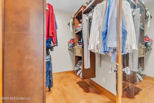 $960,000 | 3555 Fogg Road South, Hernando, MS 38632