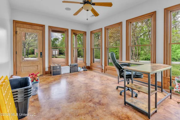 $960,000 | 3555 Fogg Road South, Hernando, MS 38632