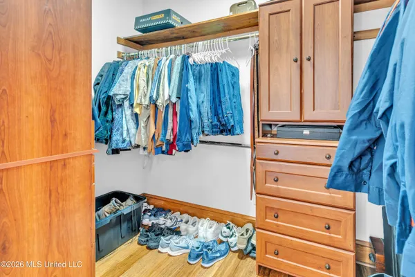 $960,000 | 3555 Fogg Road South, Hernando, MS 38632