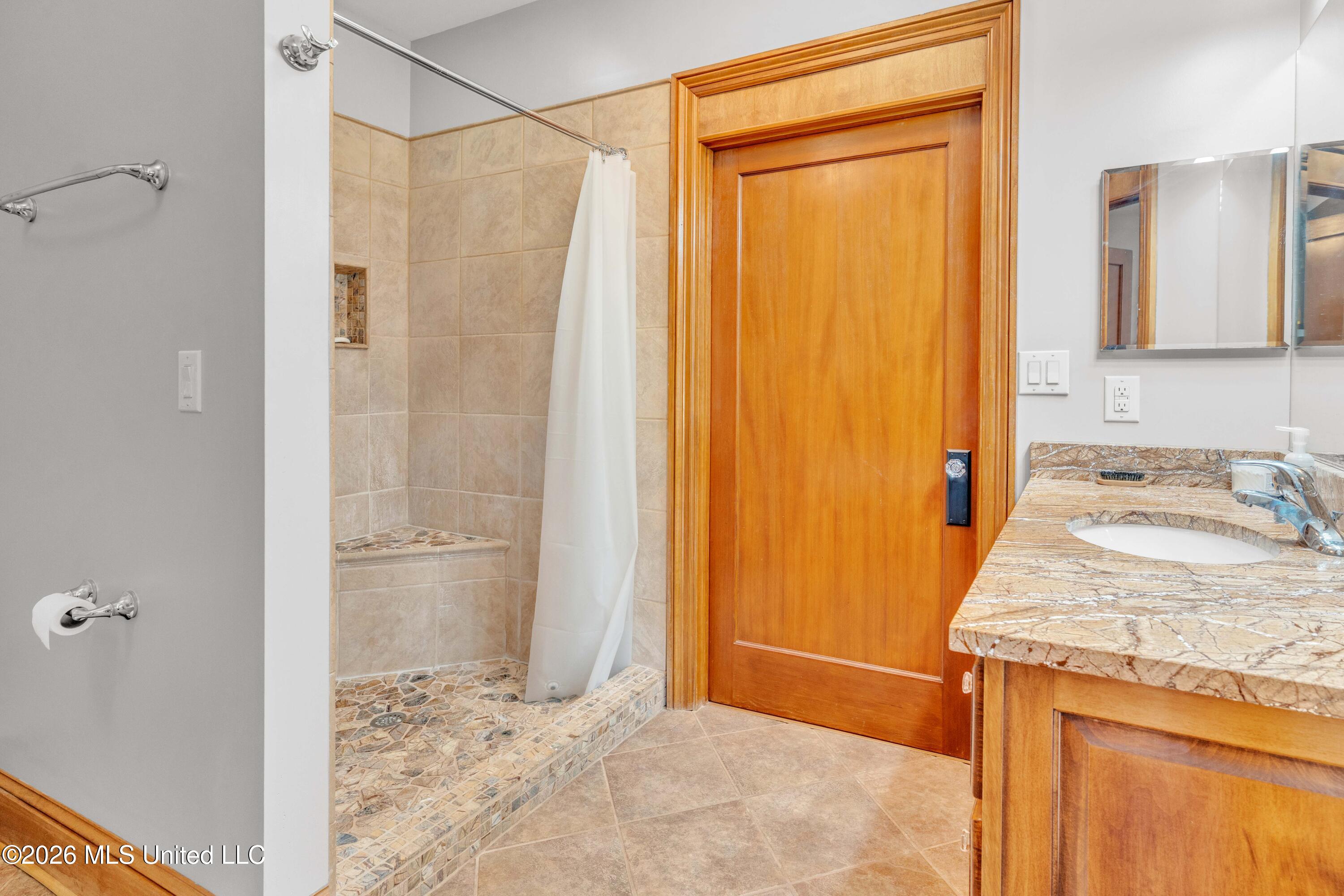 3555 Fogg Road South Hernando, MS 38632 - Photo 38 of 50 A1_00614