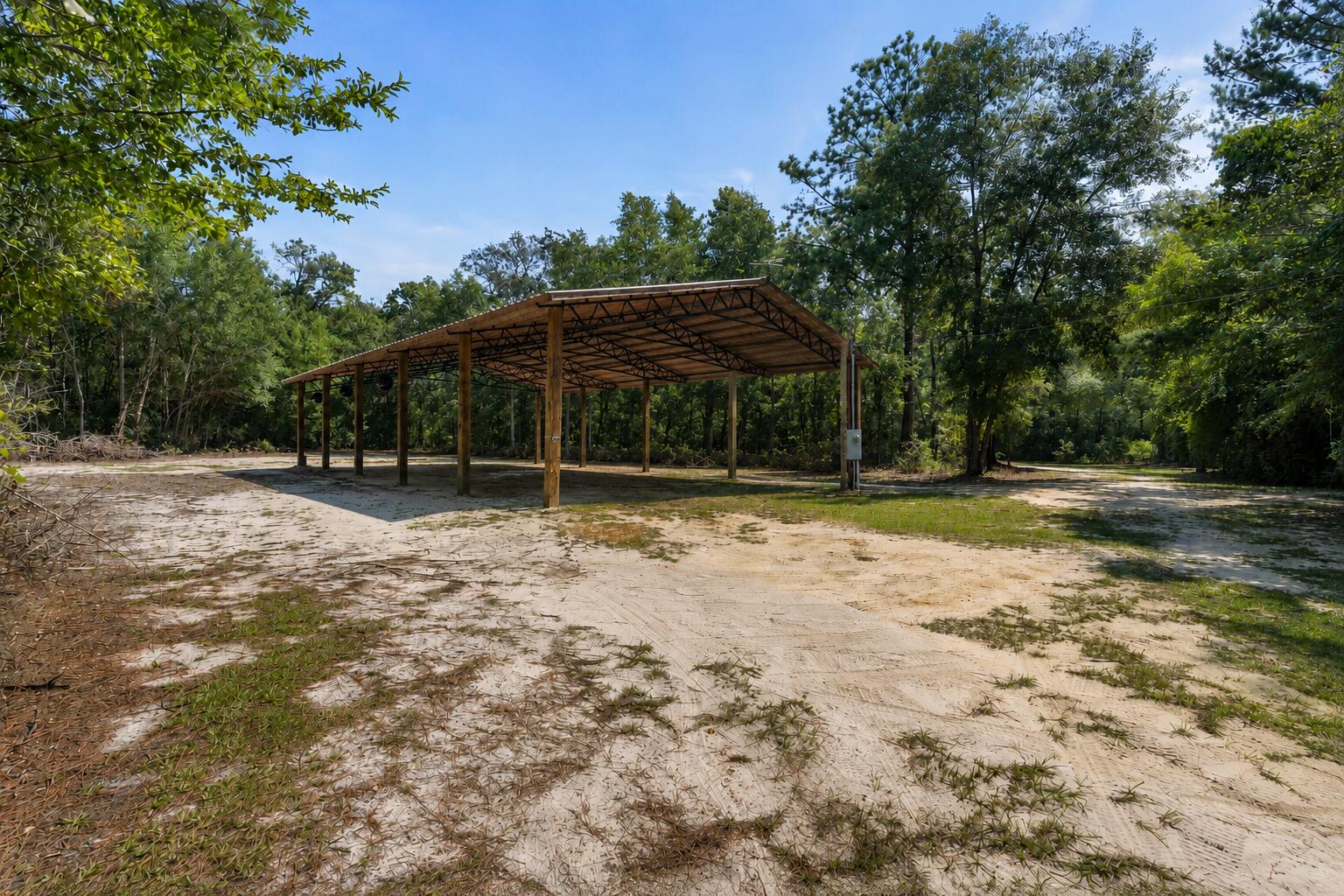 58 Blue Gill Road Freeport, FL 32439 - Photo 2 of 9 ChatGPT Image Jun 10, 2026, 01_19_14 PM