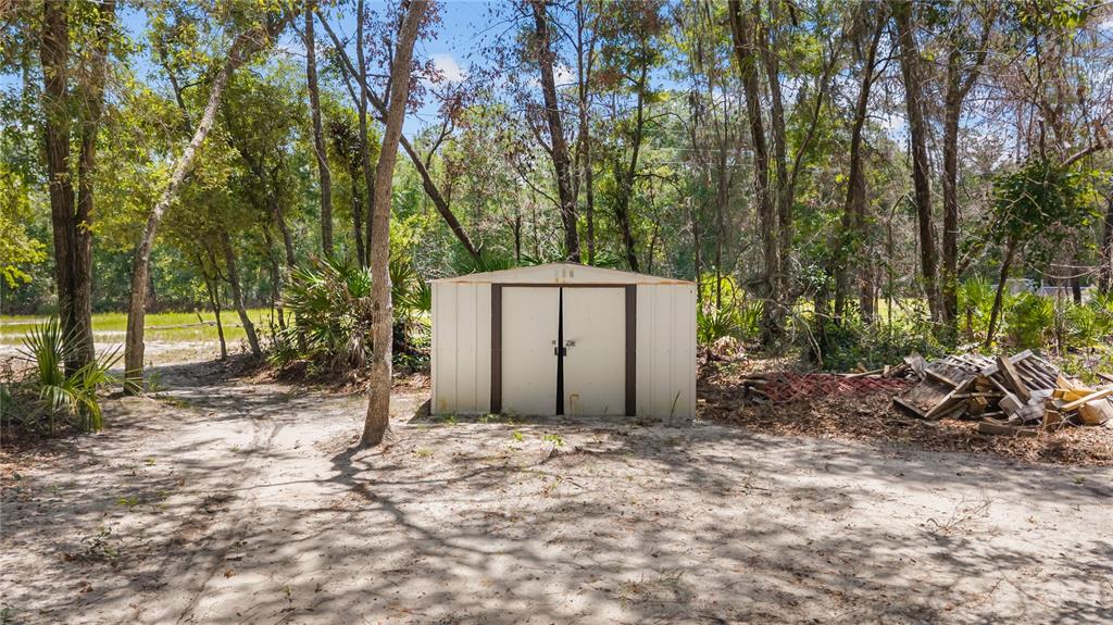 106 Arrowhead Point Road Hawthorne, FL 32640 - Photo 7 of 38