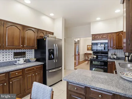 $850,000 | 10204 Aspen Willow Drive, Fairfax, VA 22032