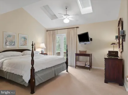 $850,000 | 10204 Aspen Willow Drive, Fairfax, VA 22032