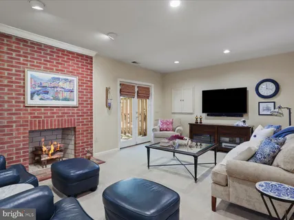 $850,000 | 10204 Aspen Willow Drive, Fairfax, VA 22032