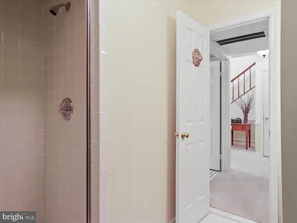 $850,000 | 10204 Aspen Willow Drive, Fairfax, VA 22032