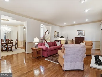 $850,000 | 10204 Aspen Willow Drive, Fairfax, VA 22032