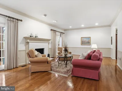 $850,000 | 10204 Aspen Willow Drive, Fairfax, VA 22032
