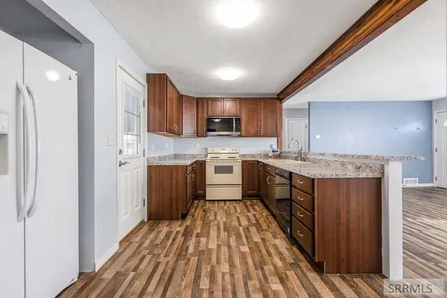 $295,000 | 175 Alpine Drive, Idaho Falls, ID 83402