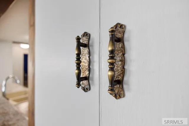 $295,000 | 175 Alpine Drive, Idaho Falls, ID 83402