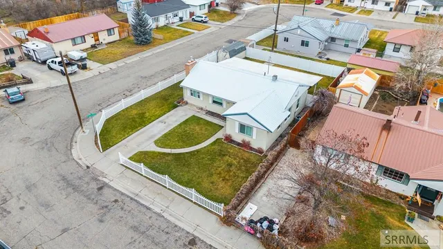 $295,000 | 175 Alpine Drive, Idaho Falls, ID 83402