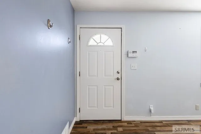 $295,000 | 175 Alpine Drive, Idaho Falls, ID 83402