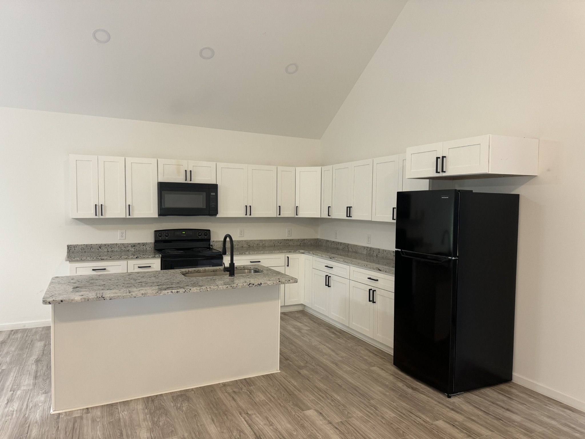 2065 Collier Road Cornersville, TN 37047 - Photo 10 of 23