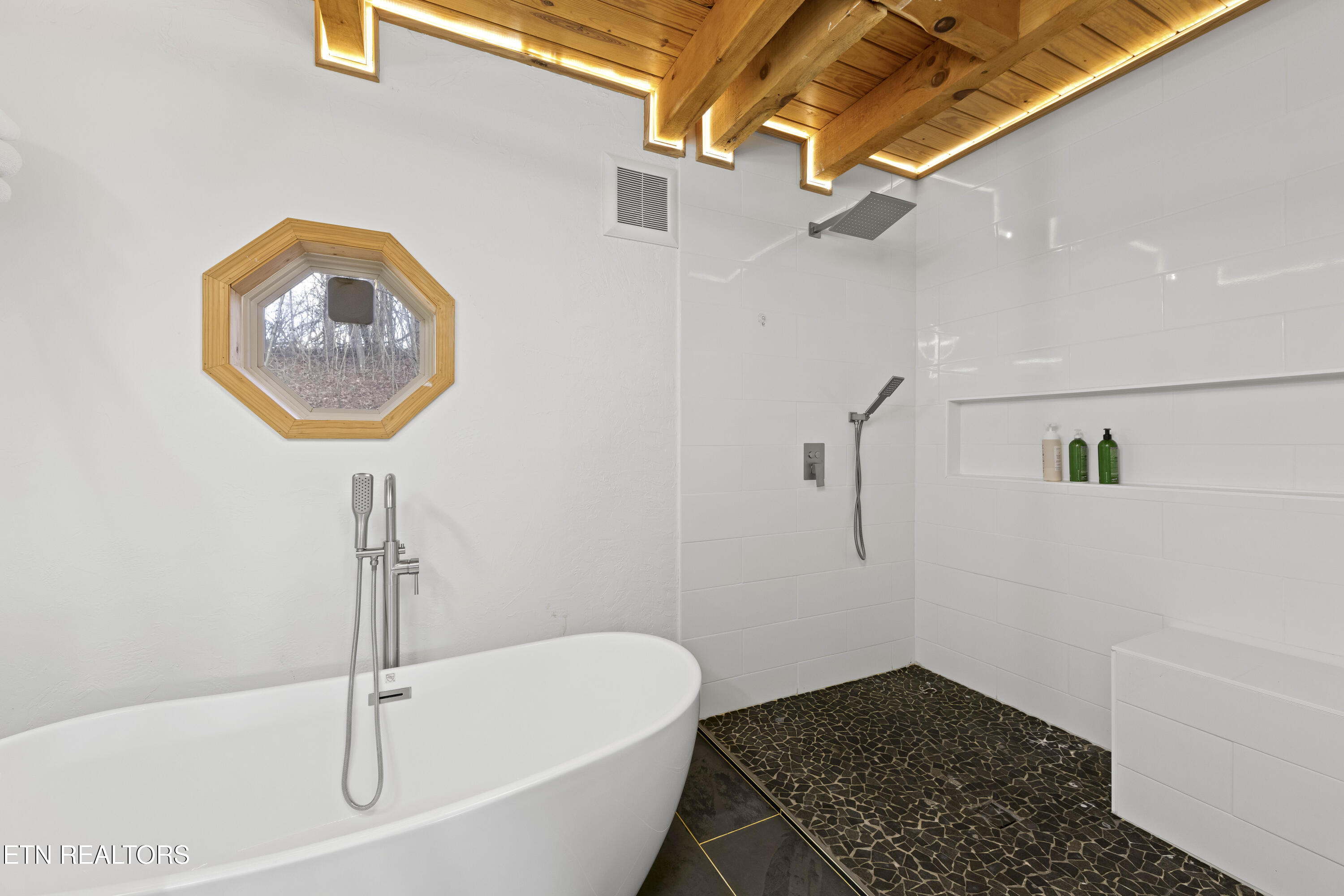 1015 Kizzy Patch Way Del Rio, TN 37727 - Photo 16 of 46 006A1539