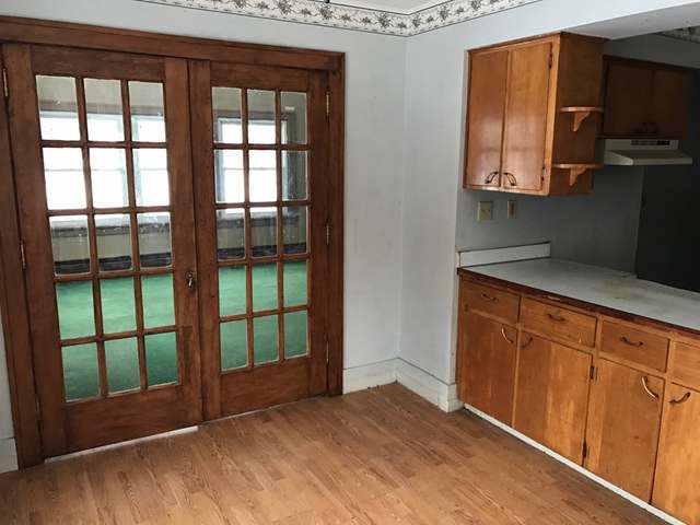 527 South Eastern Avenue Rhinelander, WI 54501 - Photo 2 of 12 Gallery Image 2