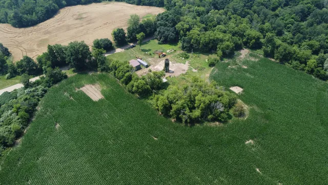 $799,900 | 20664 Allen Road, Manchester, MI 48158