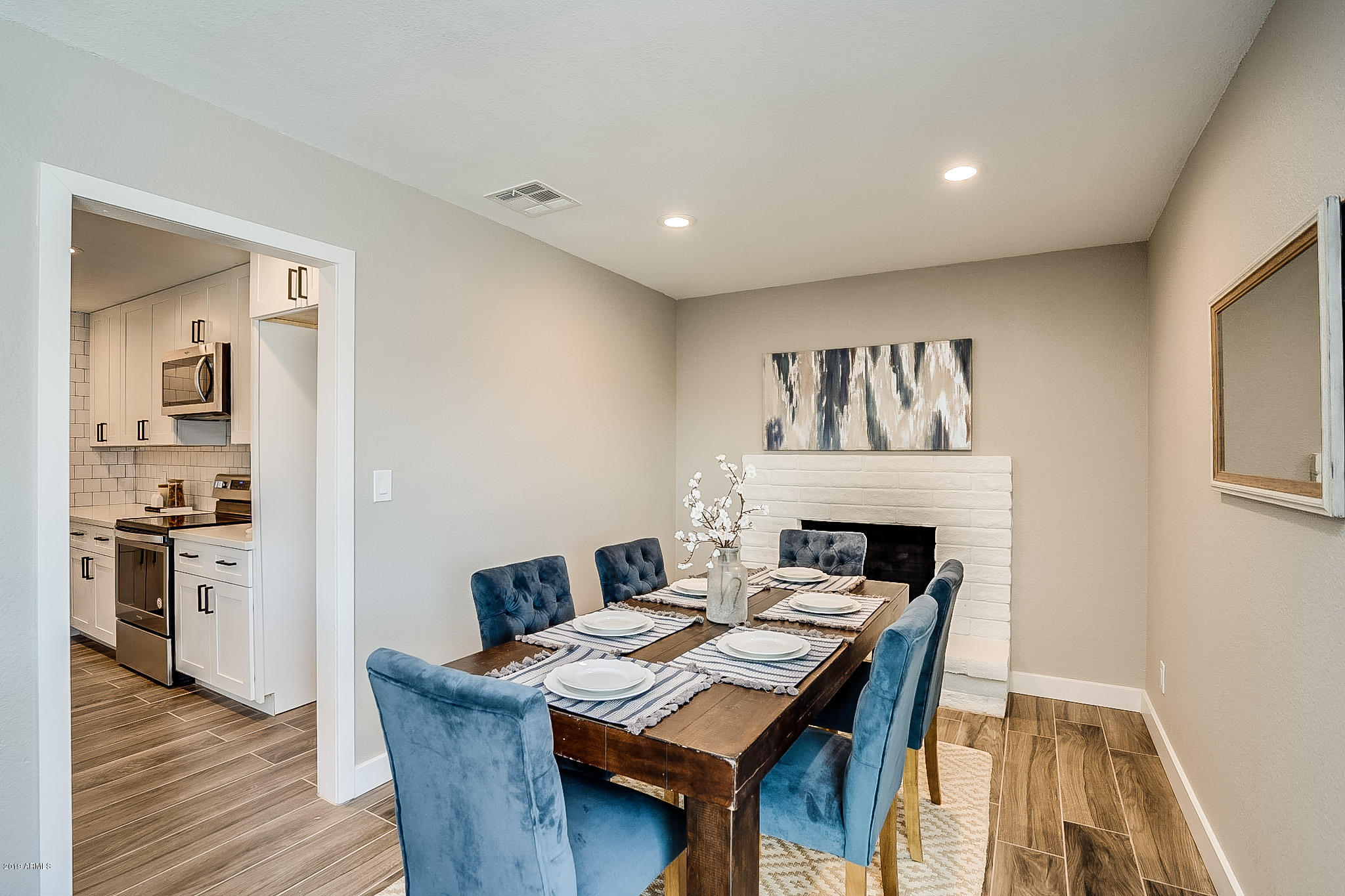 821 West St John Road Phoenix, AZ 85023 - Photo 11 of 40 Saint John-10
