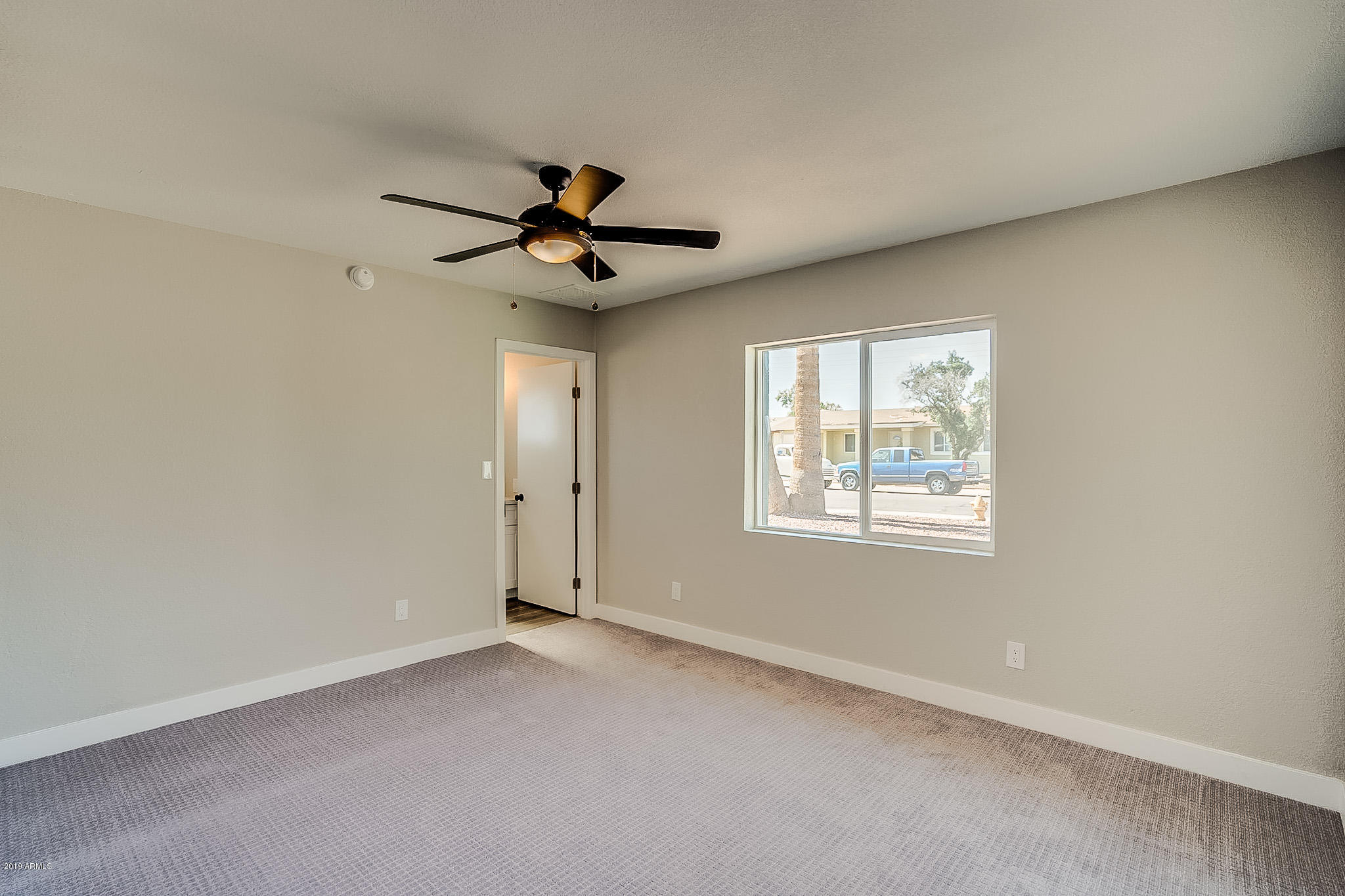 821 West St John Road Phoenix, AZ 85023 - Photo 22 of 40 Saint John-21