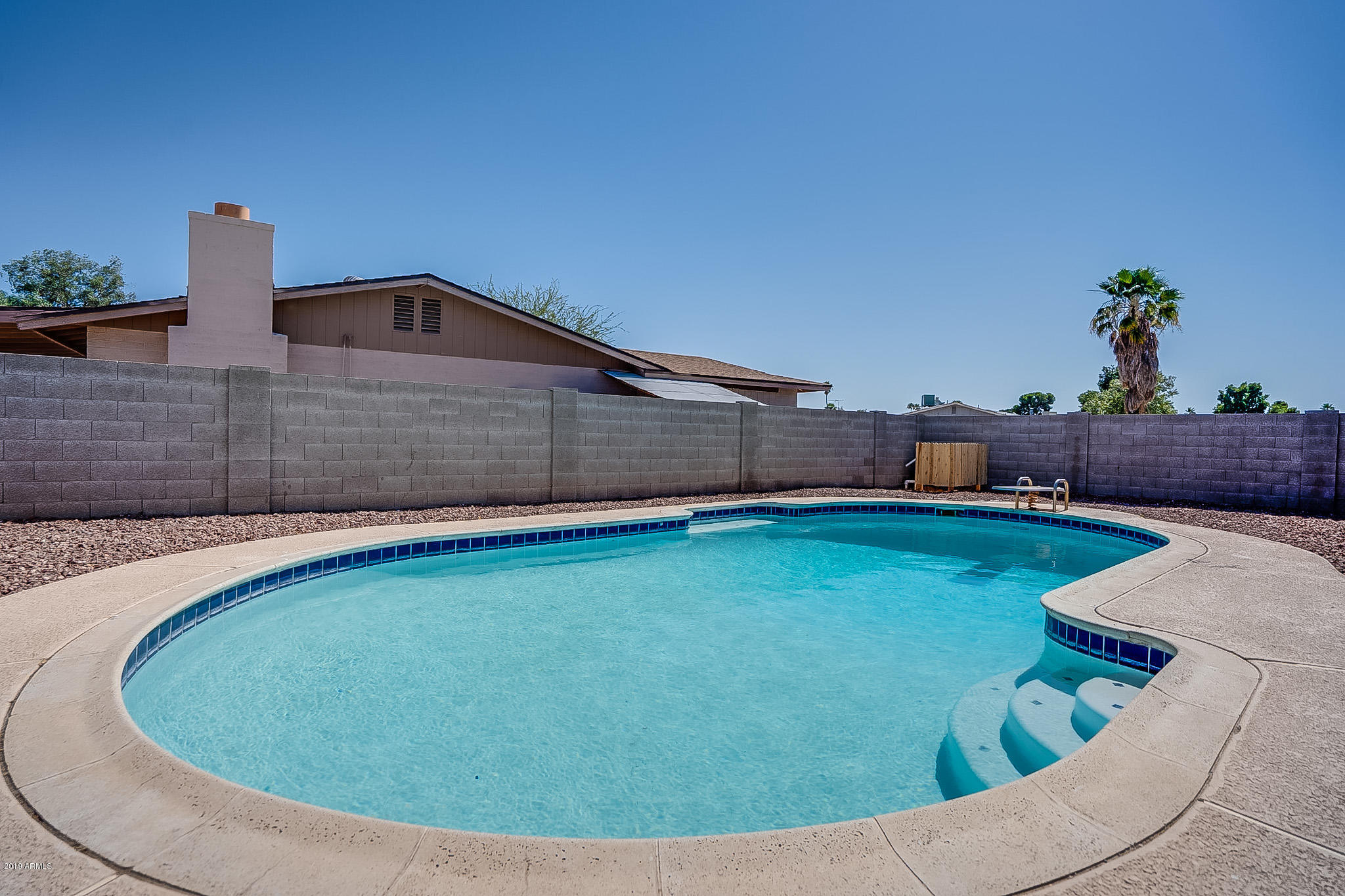 821 West St John Road Phoenix, AZ 85023 - Photo 35 of 40 Saint John-34