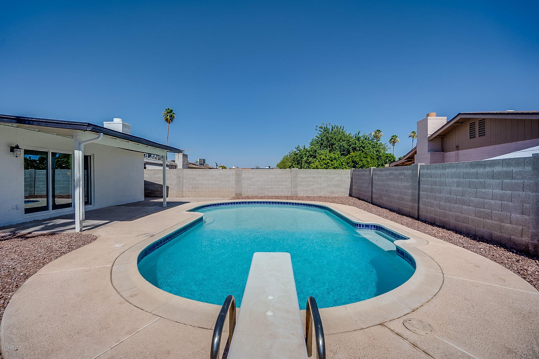 821 West St John Road Phoenix, AZ 85023 - Photo 38 of 40 Saint John-37