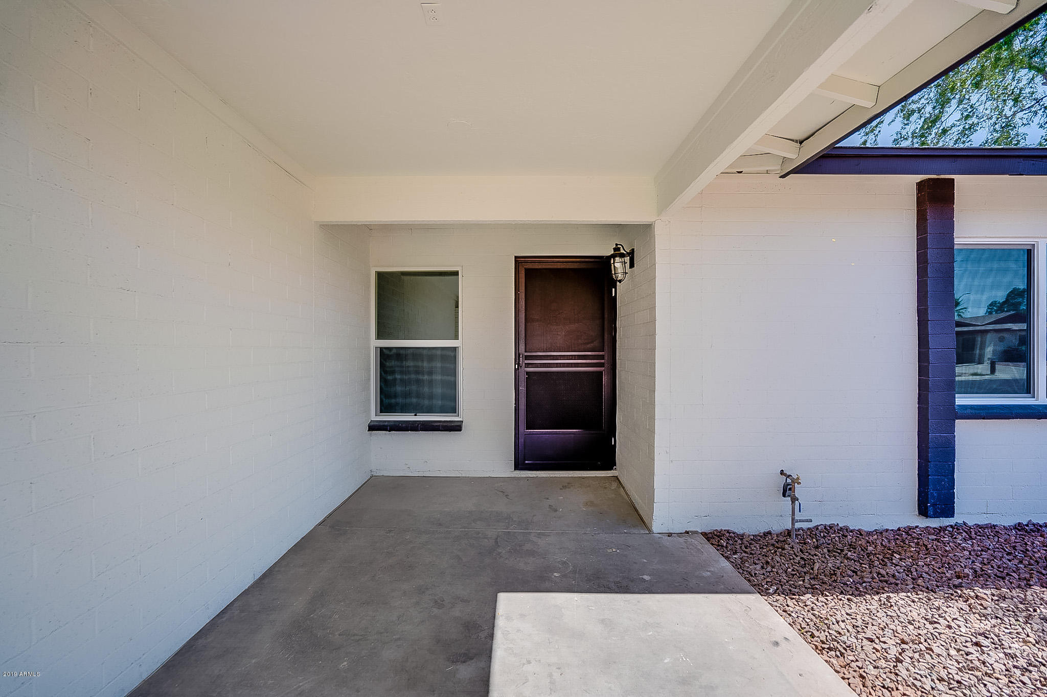 821 West St John Road Phoenix, AZ 85023 - Photo 5 of 40 Saint John-4