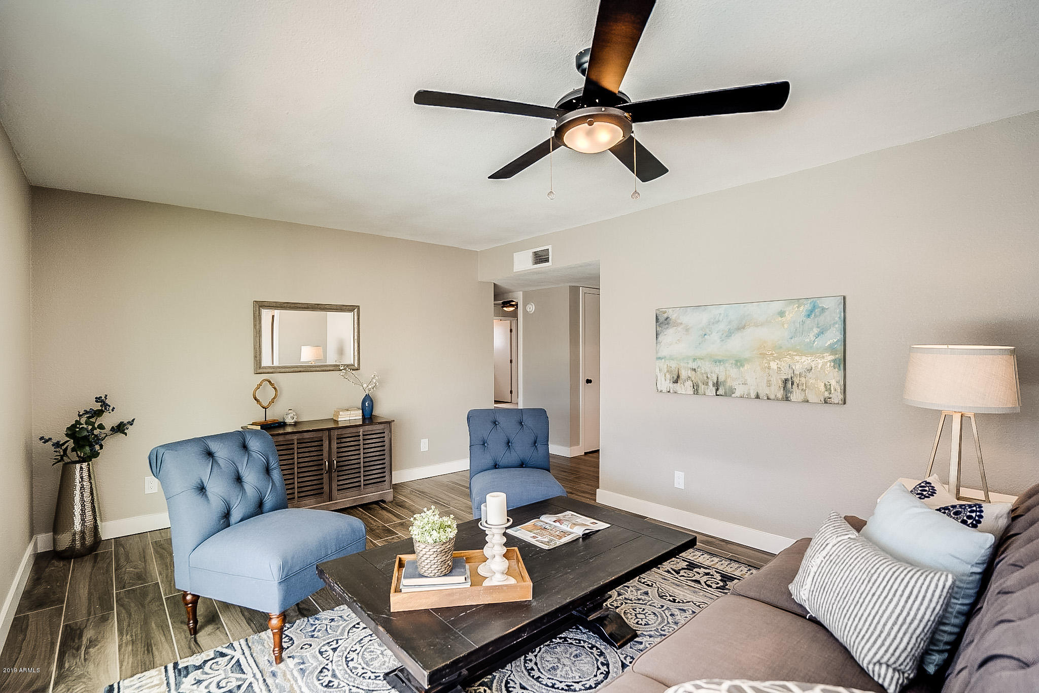 821 West St John Road Phoenix, AZ 85023 - Photo 10 of 40 Saint John-9