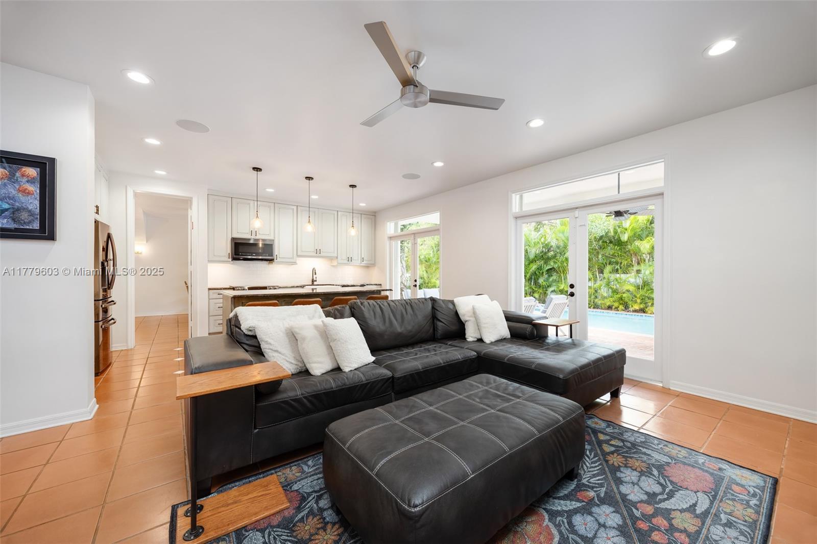 4085 Battersea Road Coconut Grove, FL 33133 - Photo 8 of 27 Gallery Image 8