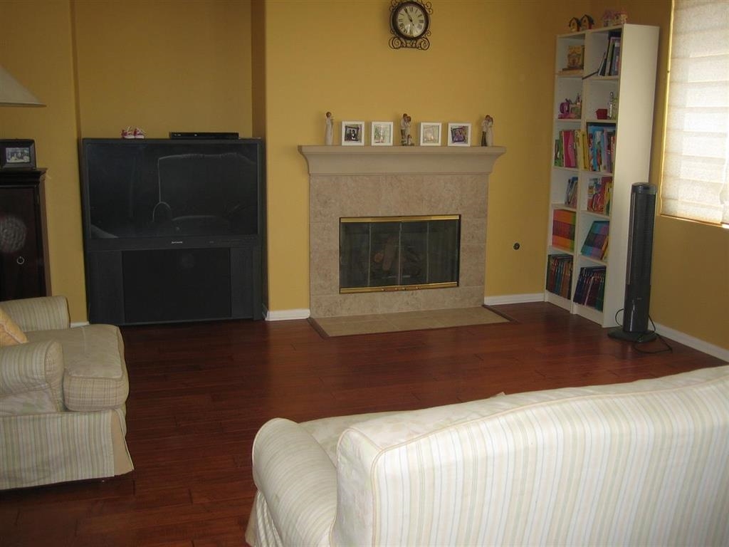 1766 Sierra Verde Road Chula Vista, CA 91913 - Photo 4 of 5 Gallery Image 4