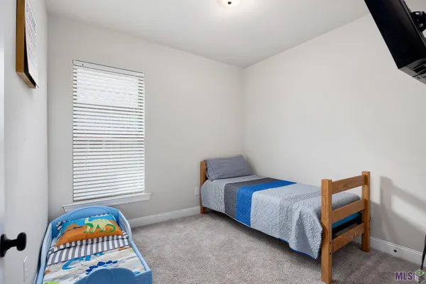 $2,700 | 13138 Ducks Landing Street, Gonzales, LA 70737