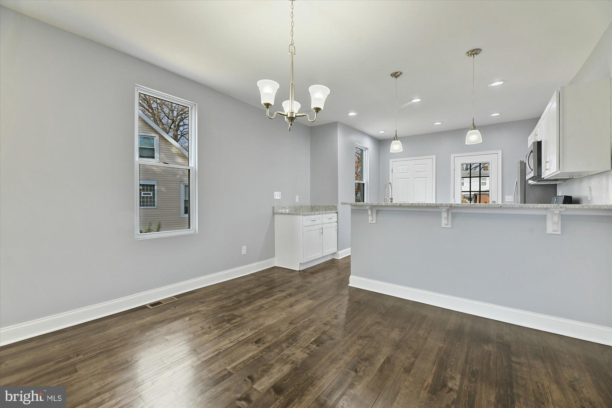 651 Orpington Road Baltimore, MD 21229 - Photo 7 of 25