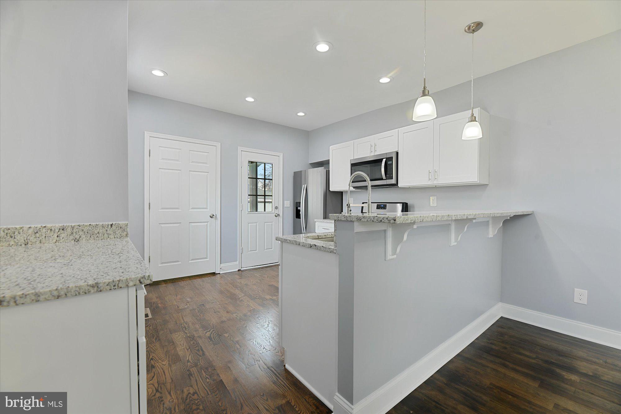 651 Orpington Road Baltimore, MD 21229 - Photo 8 of 25
