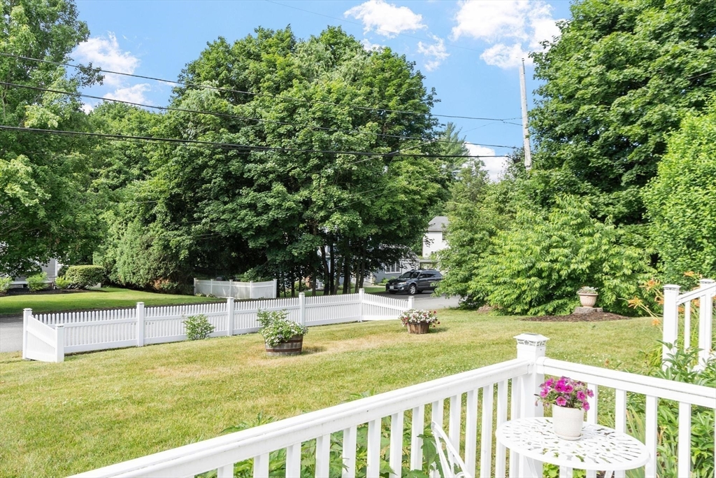 15 Alderbrook Road Andover, MA 01810 - Photo 7 of 34