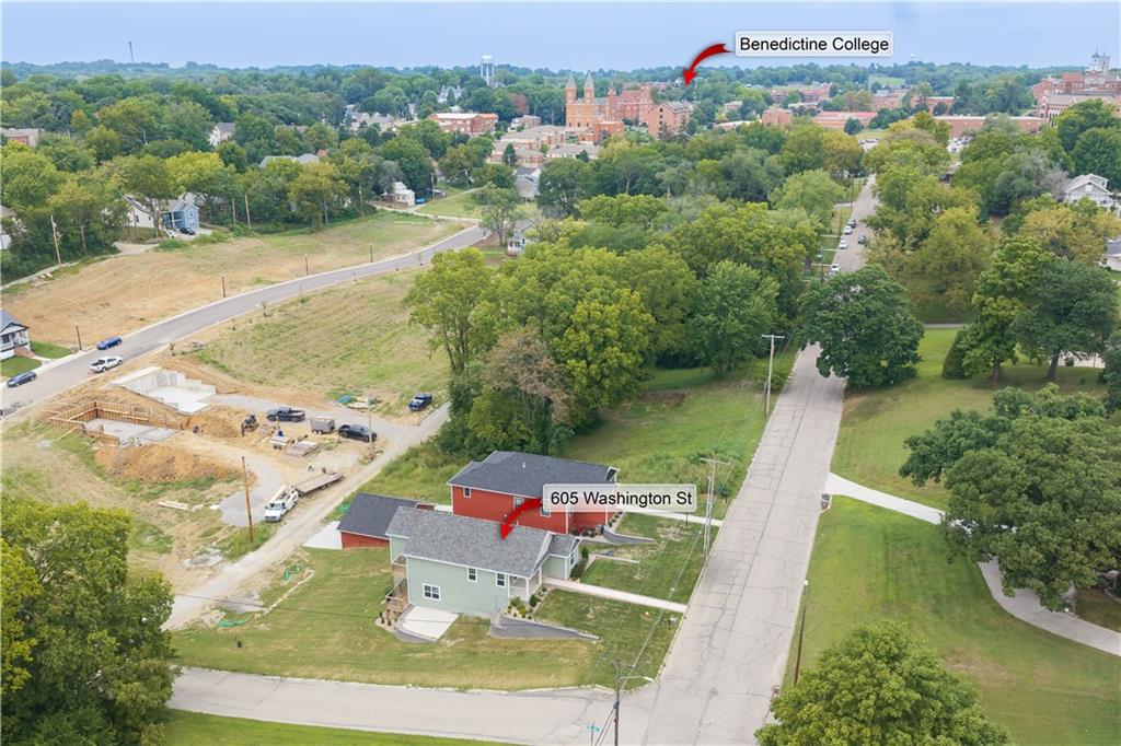 605 Washington Street Atchison, KS 66002 - Photo 2 of 30 Gallery Image 2