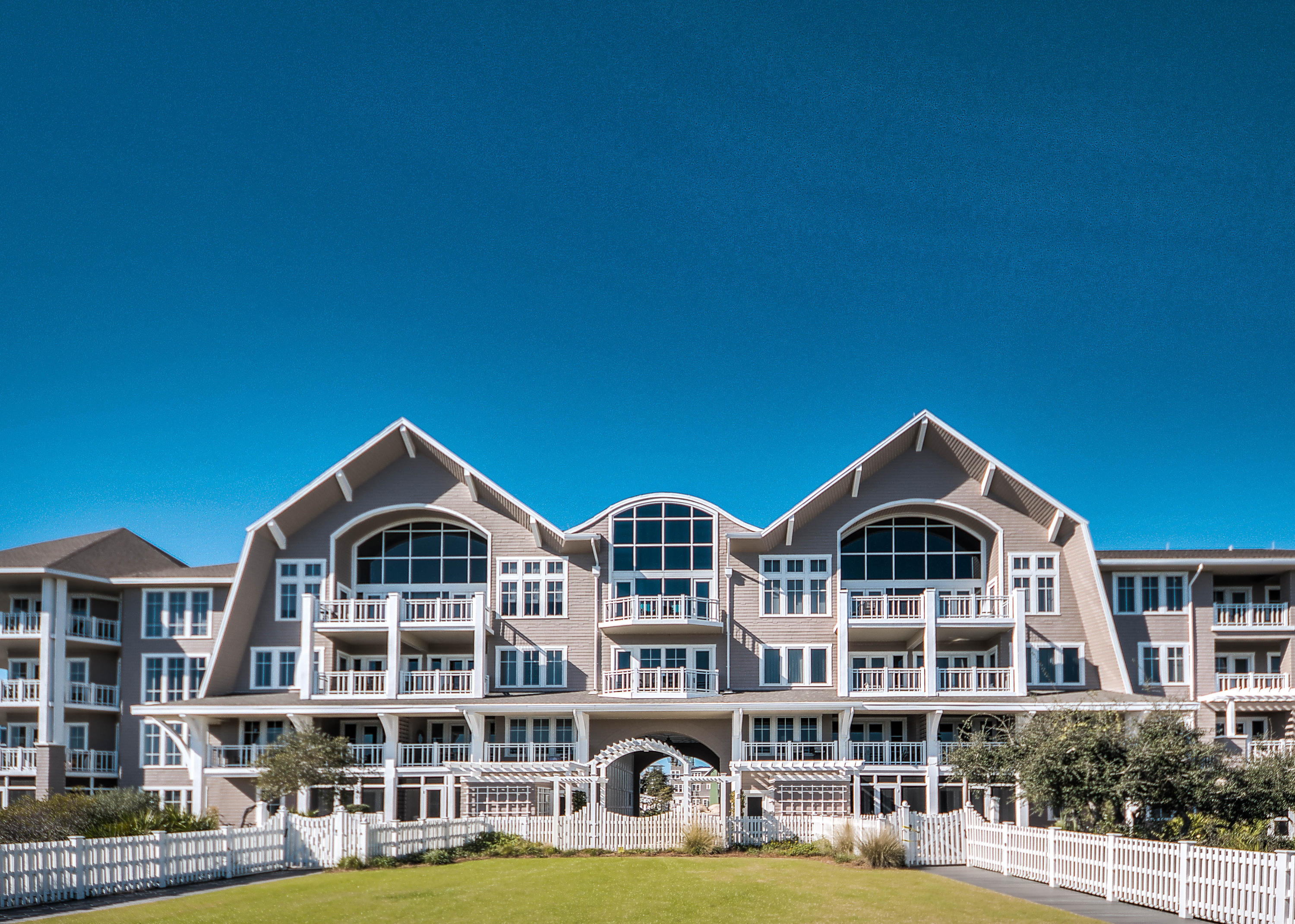 37 Compass Point Way, Unit 101 Watersound, FL 32461 - Photo 2 of 31 a front view of residential building