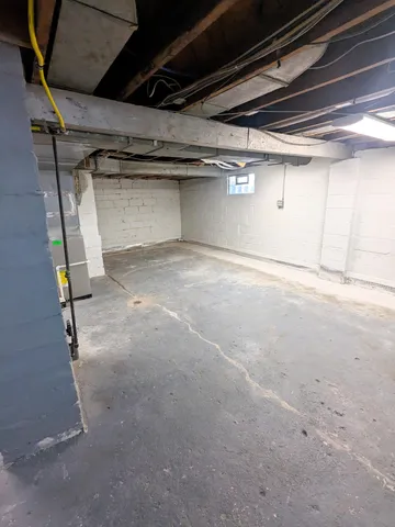 $199,900 | 31948 Dover Avenue, Garden City, MI 48135