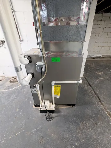 $199,900 | 31948 Dover Avenue, Garden City, MI 48135