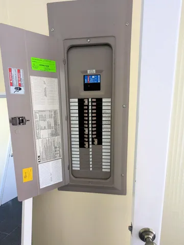 $199,900 | 31948 Dover Avenue, Garden City, MI 48135