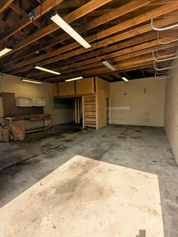 $199,900 | 31948 Dover Avenue, Garden City, MI 48135