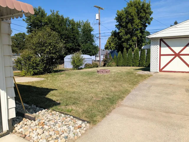 $199,900 | 31948 Dover Avenue, Garden City, MI 48135