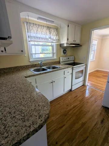 $199,900 | 31948 Dover Avenue, Garden City, MI 48135