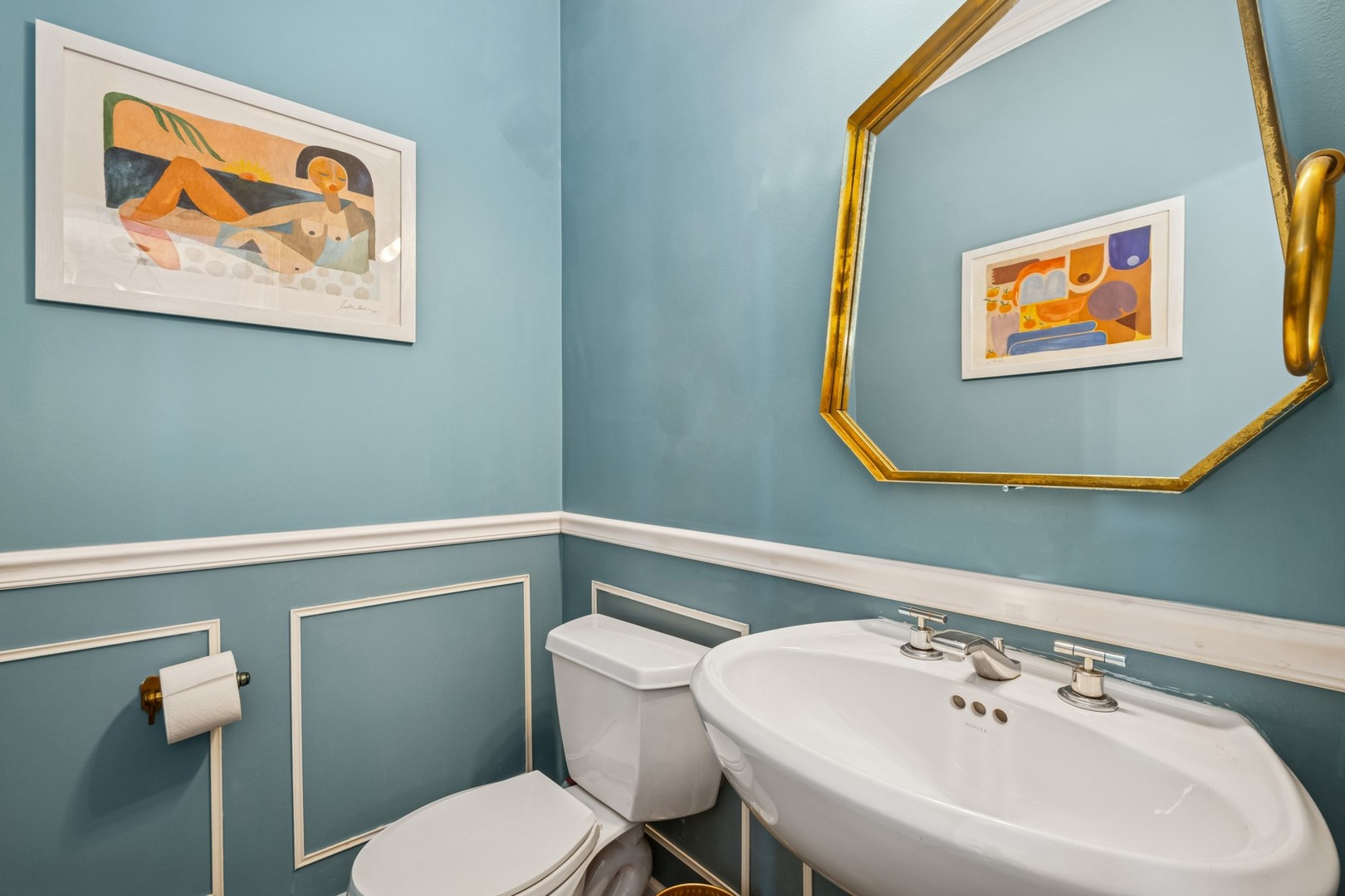 1122 North Dearborn Street, Unit 8E Chicago, IL 60610 - Photo 13 of 16 a bathroom with a toilet and a sink