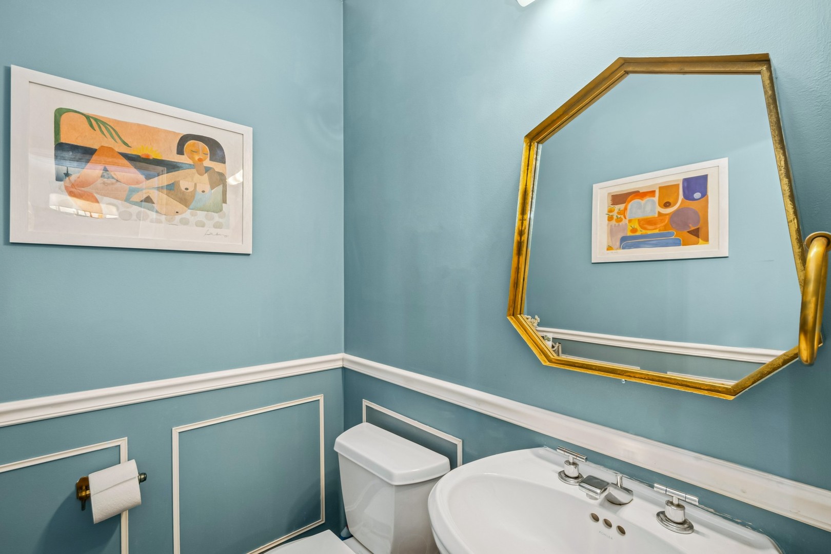 1122 North Dearborn Street, Unit 8E Chicago, IL 60610 - Photo 16 of 16 a bathroom with a toilet and a sink