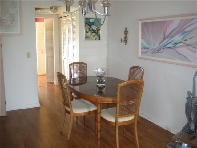 185 Suffolk F, Unit 185 Boca Raton, FL 33434 - Photo 3 of 9 Additional Photo