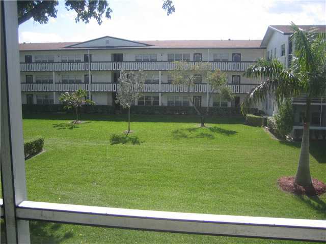 185 Suffolk F, Unit 185 Boca Raton, FL 33434 - Photo 5 of 9 Additional Photo