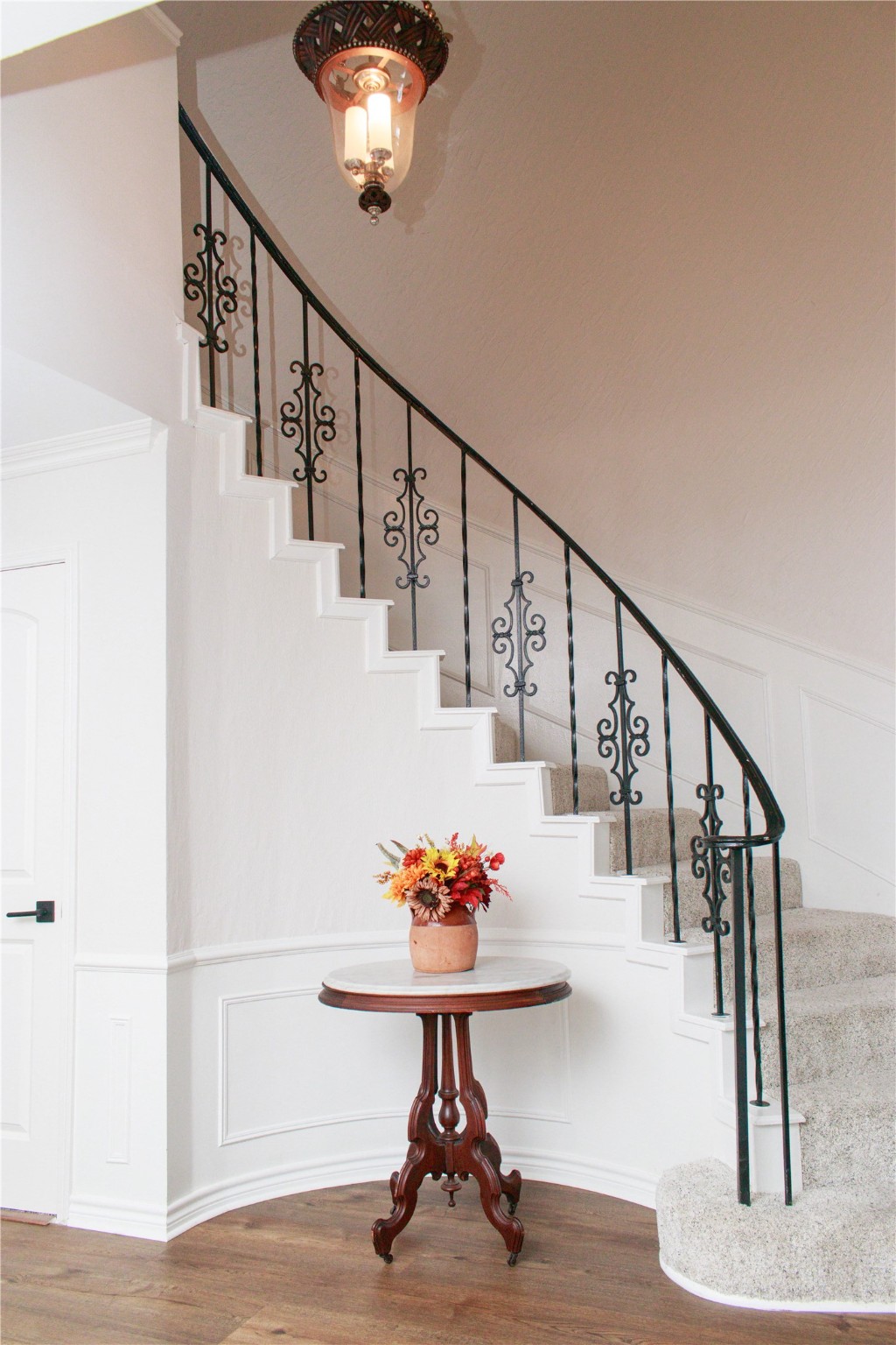 7510 Ralick Court Spring, TX 77379 - Photo 14 of 44 a view of entryway and hall with wooden floor