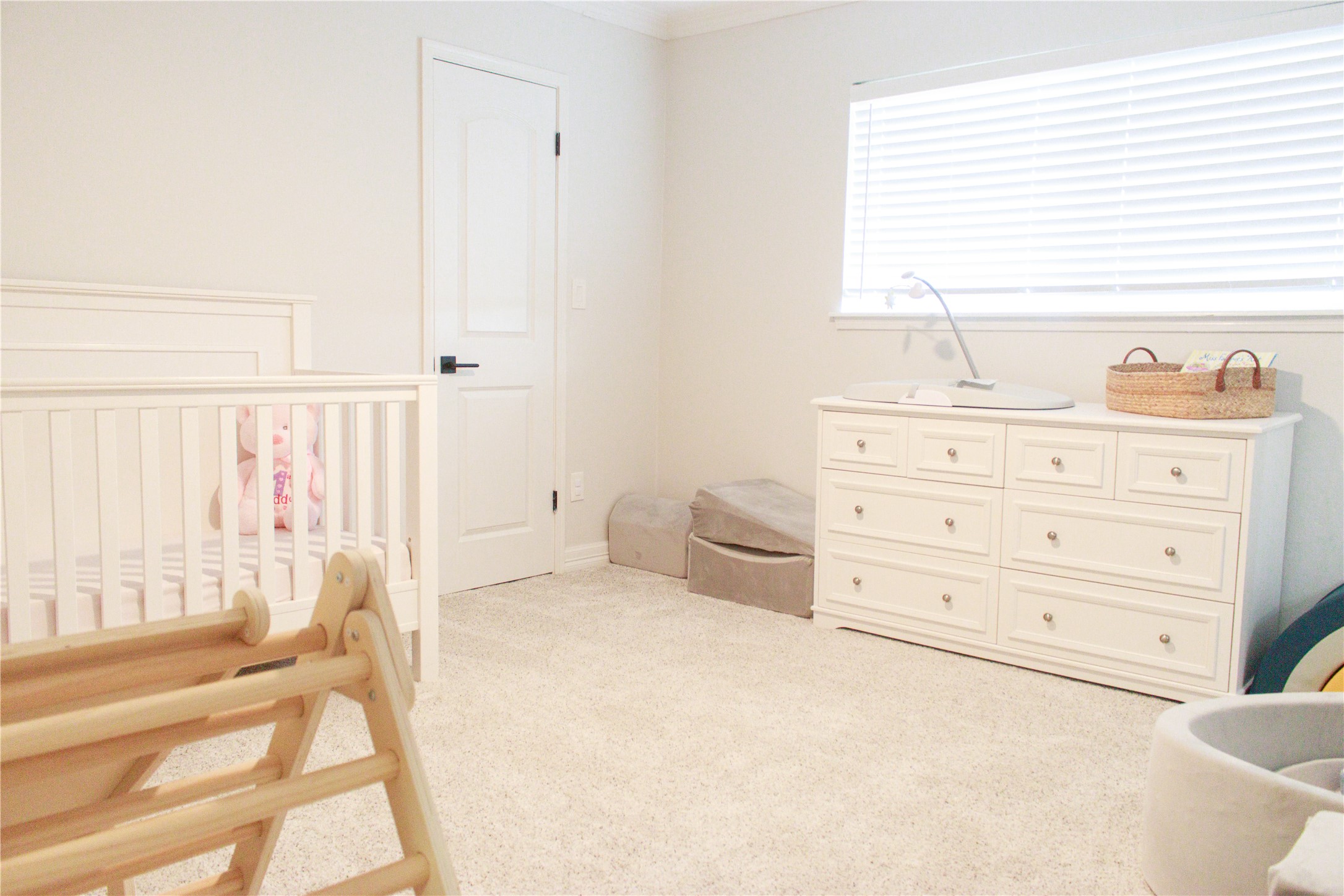 7510 Ralick Court Spring, TX 77379 - Photo 42 of 44 a spacious bedroom with a bed and a window