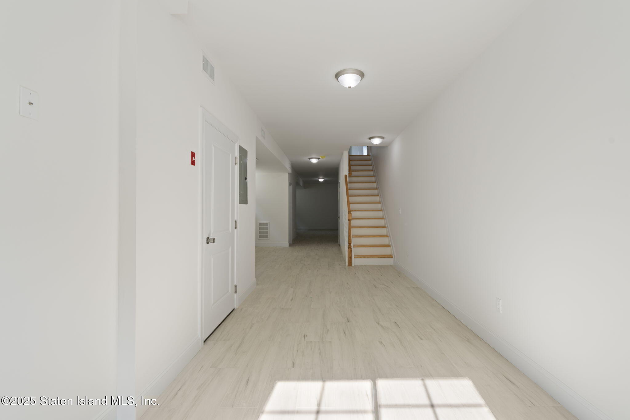 1370 Forest Hill Road, Unit 2B Staten Island, NY 10314 - Photo 15 of 20 a view of an empty room